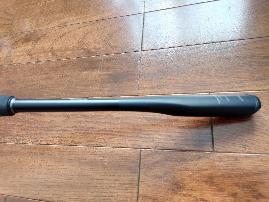 エクスセンス.インフィニティ B806M/R