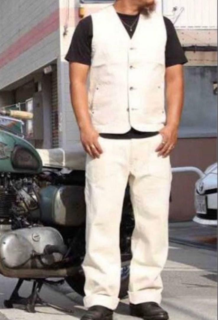 AT-DIRTY アットダーティ　デニムパンツ、ベスト　セットアップ　生成り