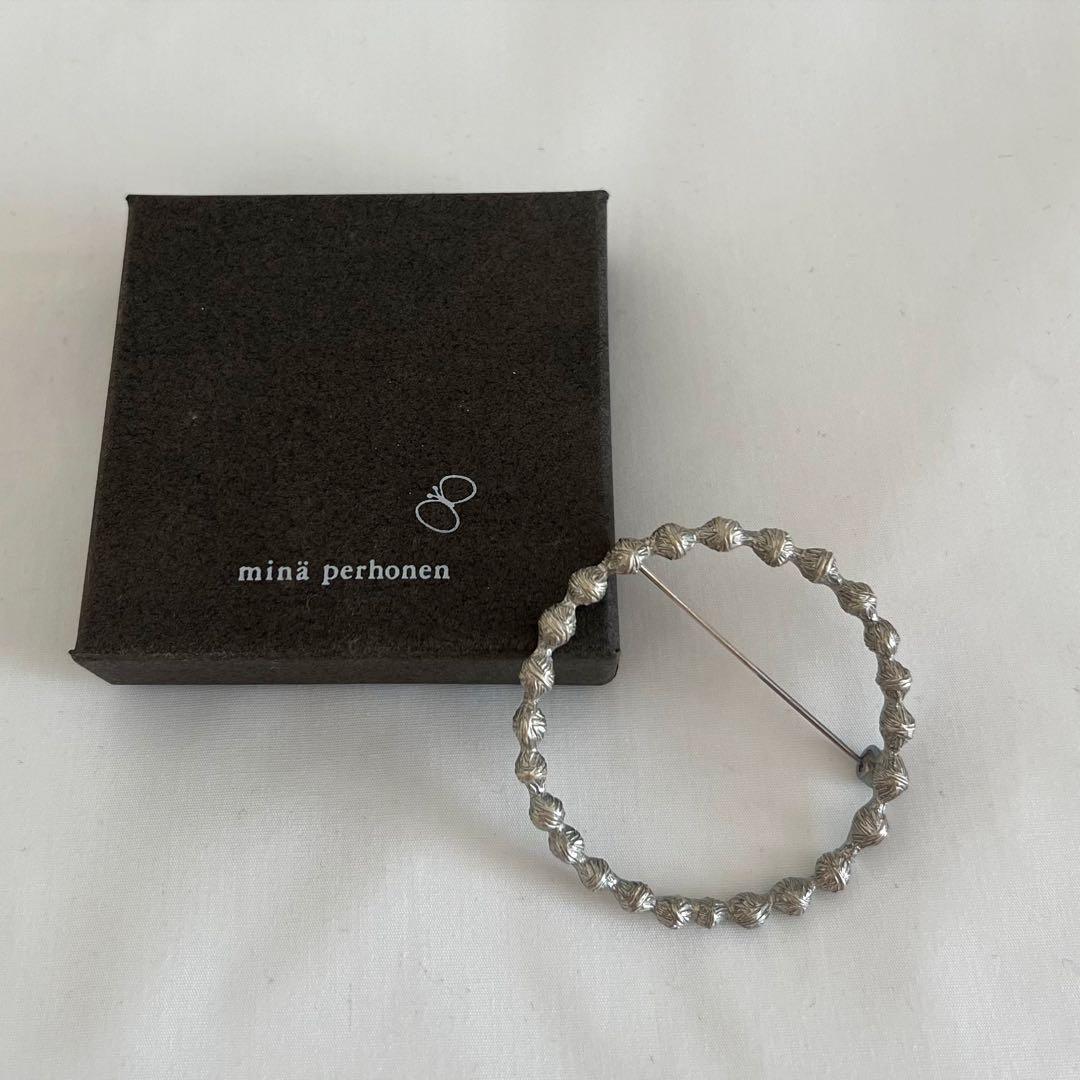 minä perhonen タンバリン　ブローチ