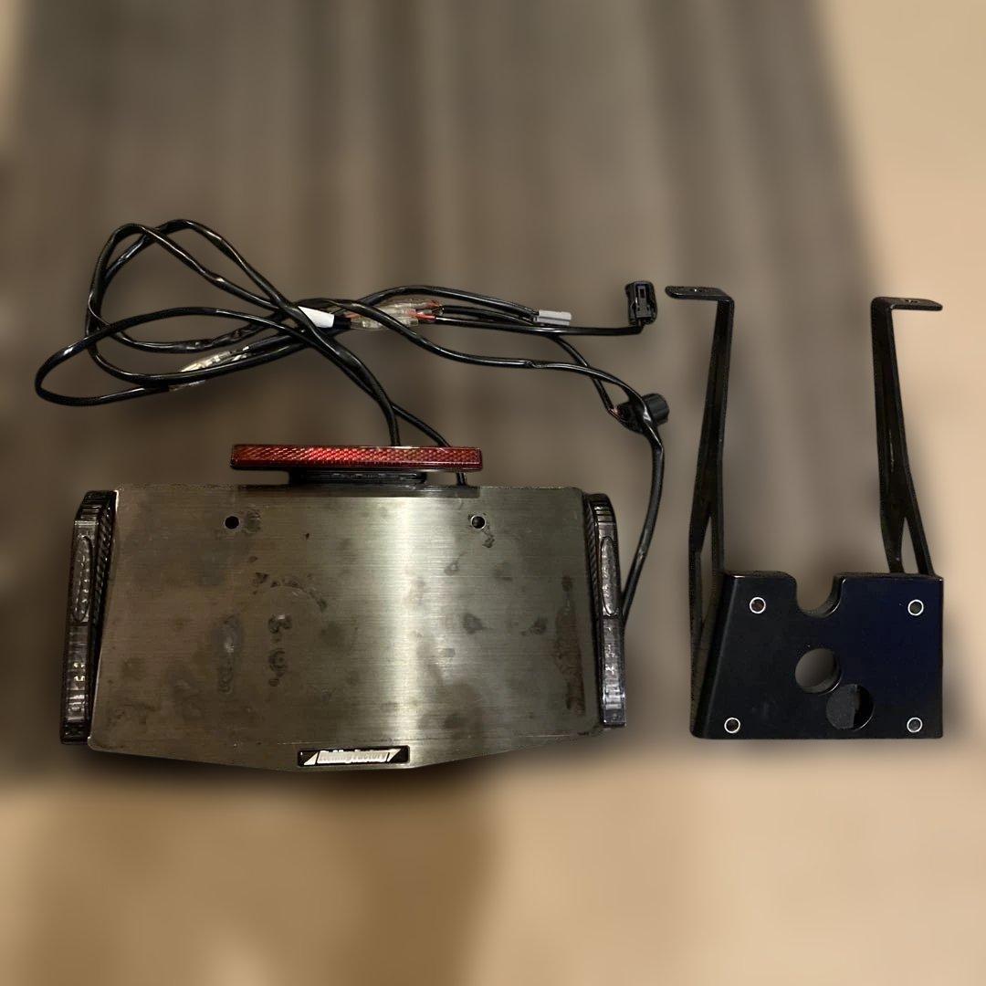 エッチングファクトリー XSR900 LEDフェンダーレスKIT