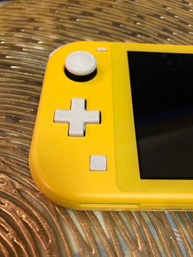 Nintendo Switch Lite イエロー 任天堂