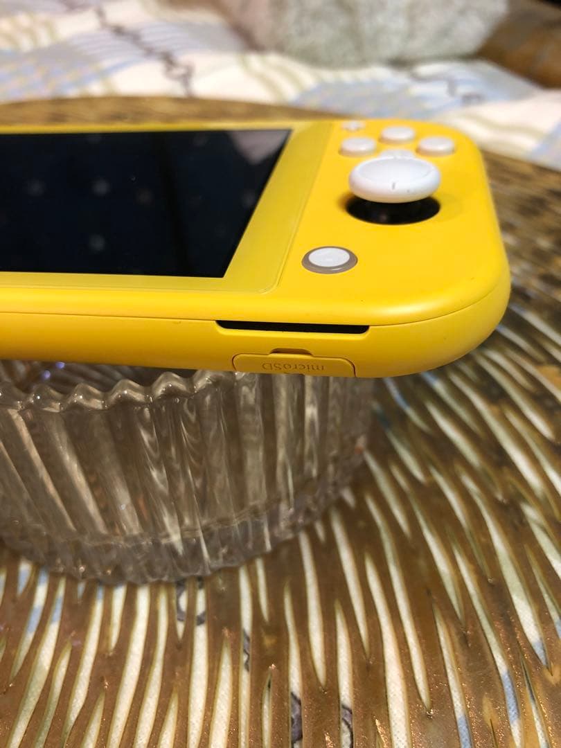 Nintendo Switch Lite イエロー 任天堂