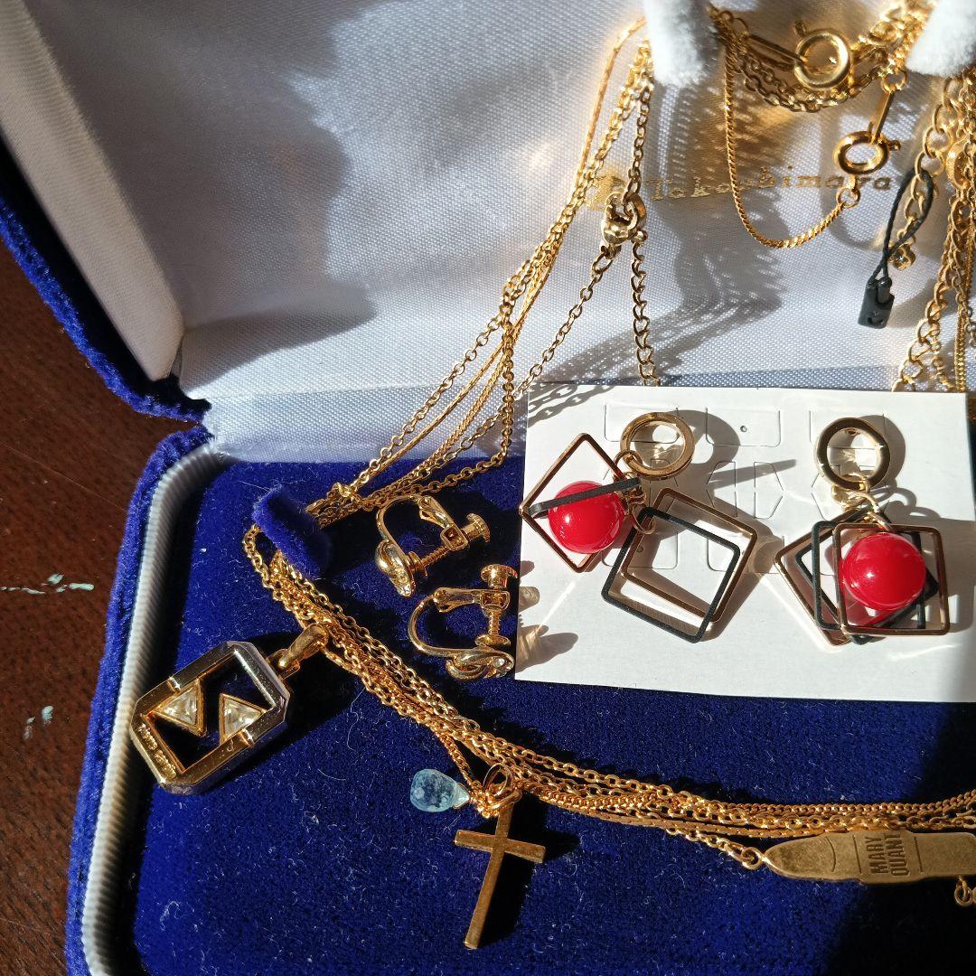 最安値遺品生前整理アクセサリー纏K18アクアマリントップPierreCardin