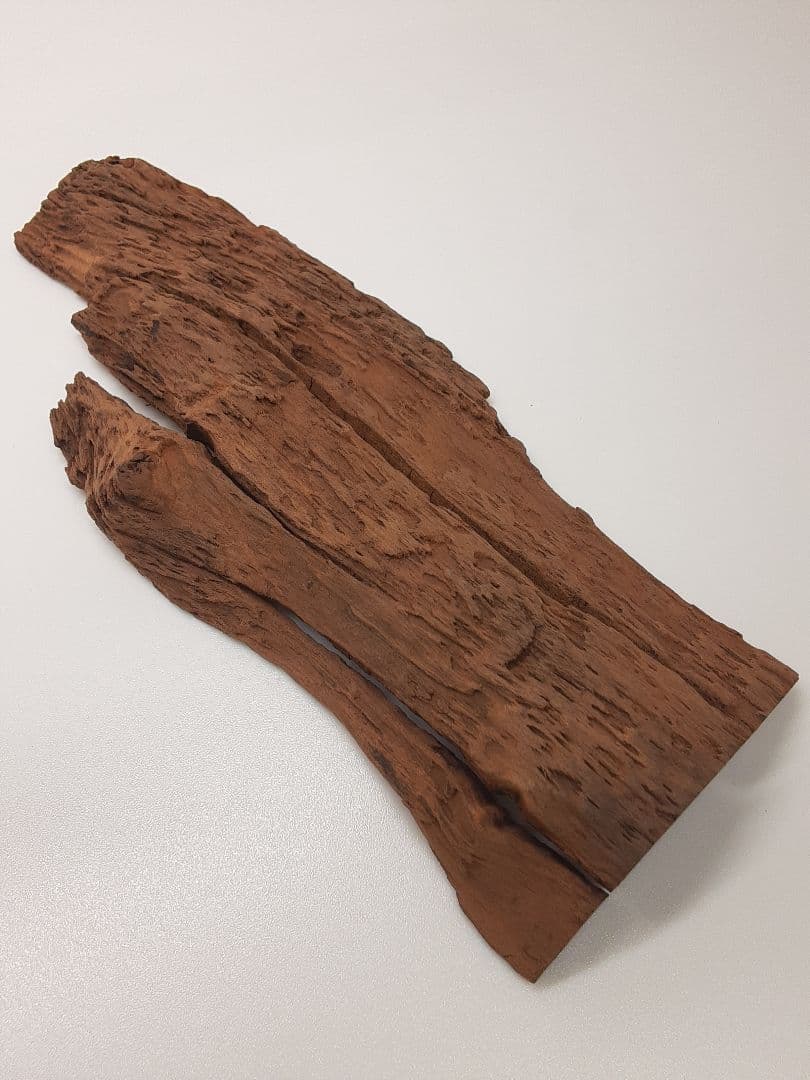 K147-1　時代古作品　仏教美術品　香木　大振り