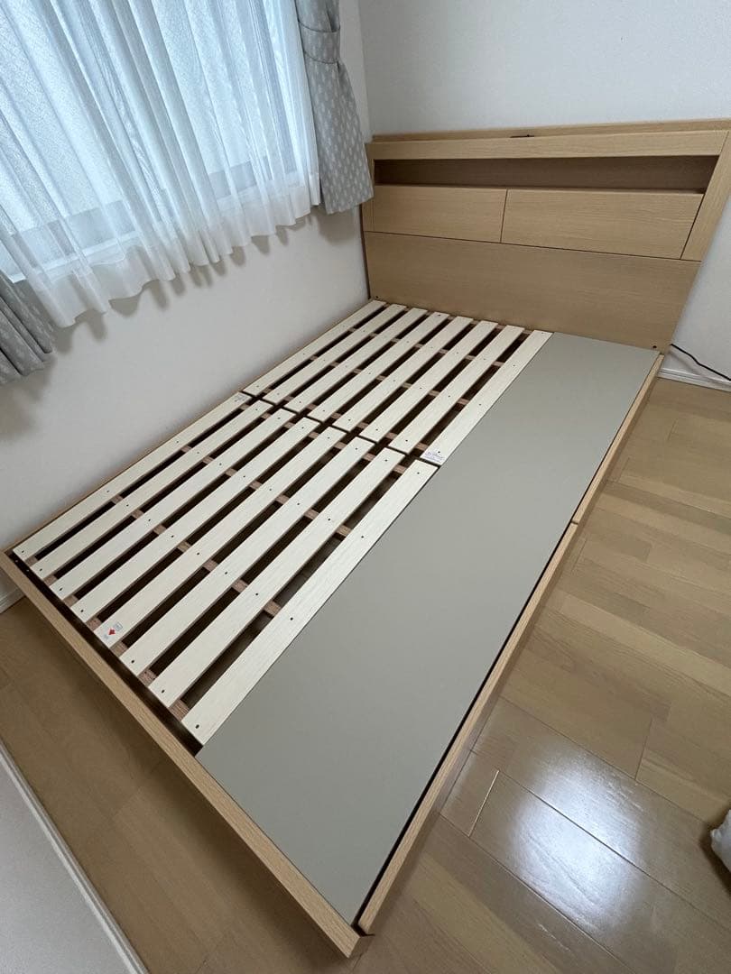 ★送料込み★ ニトリ ダブルベッドフレーム(グラン引出し付きNA)
