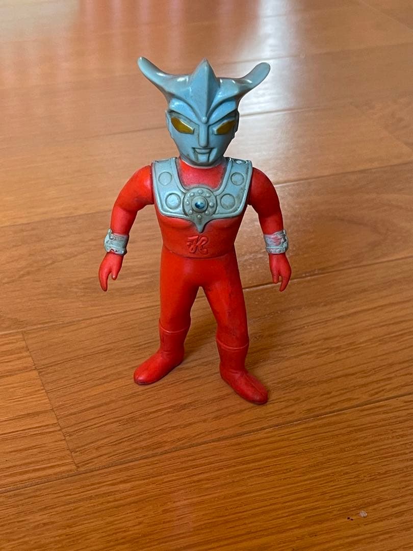 昭和レトロ　ソフビ　ウルトラマンレオ　バルファク　円谷プロ