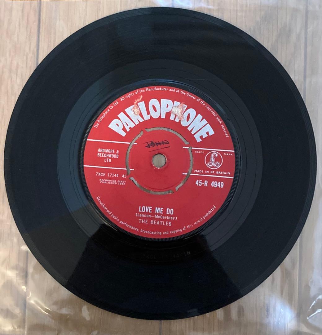 稀少1stシングル両面1桁！BeatlesビートルズLove Me Doレコード