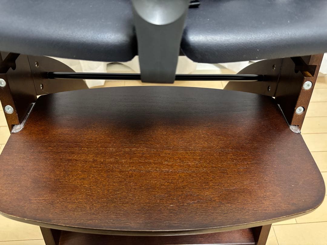 ビヨンドジュニアハイチェア