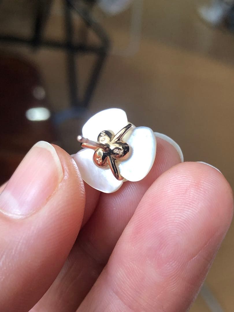 Ponte Vecchio ポンテヴェキオシェル フラワー ダイヤ ピアス