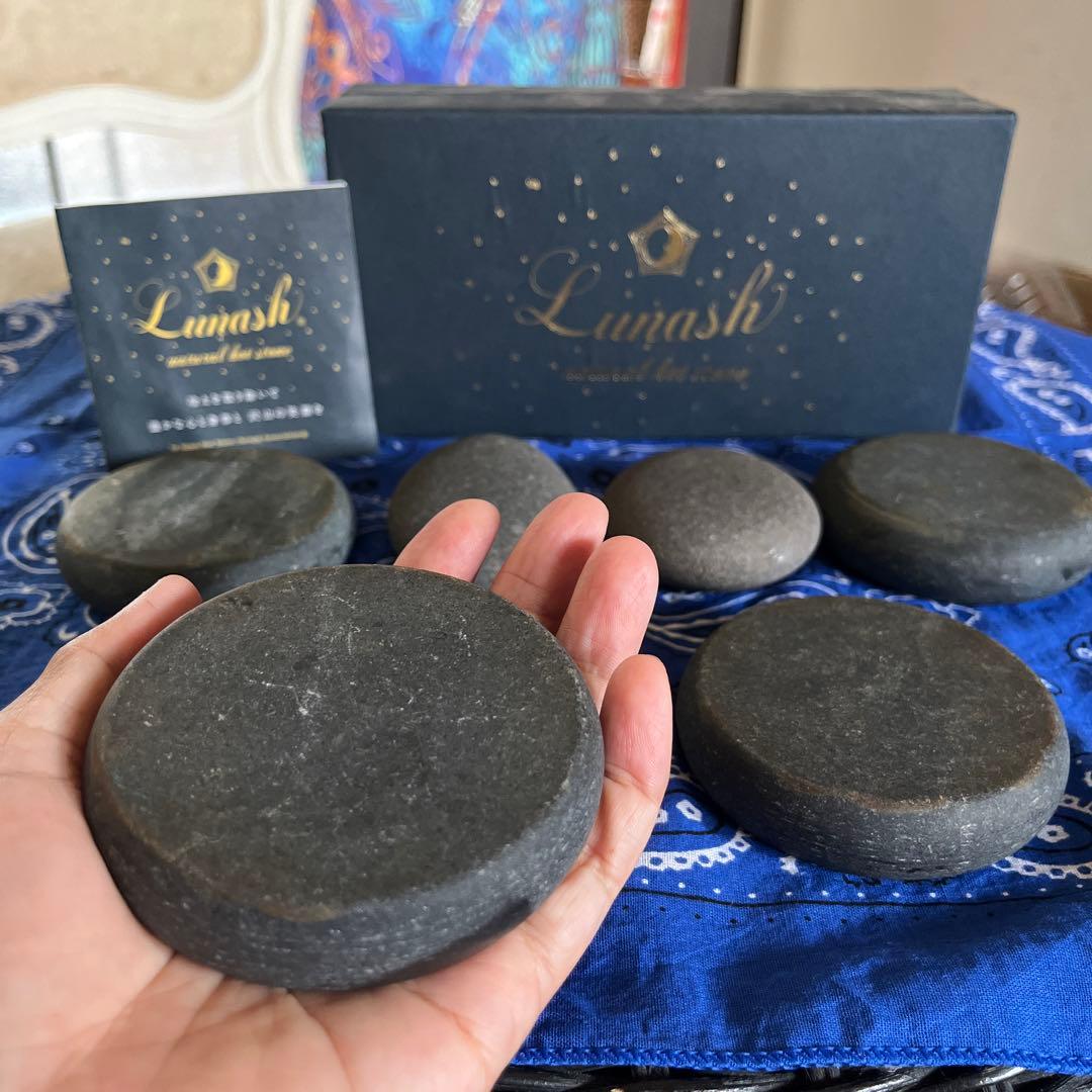 ホットストーン　アリゾナ玄武岩２石　日本玄武岩４石　冷え、身体　電磁波カット