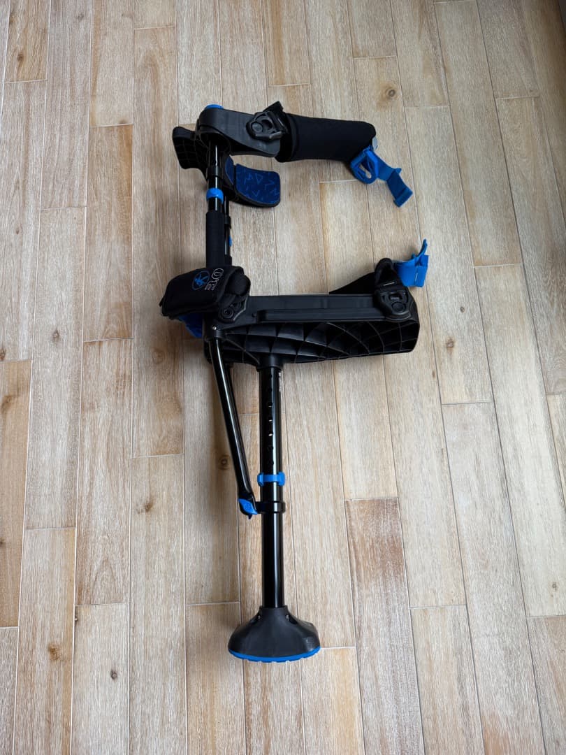 アイウォークフリー iWALKFree 3.0 ハンズフリー 松葉杖