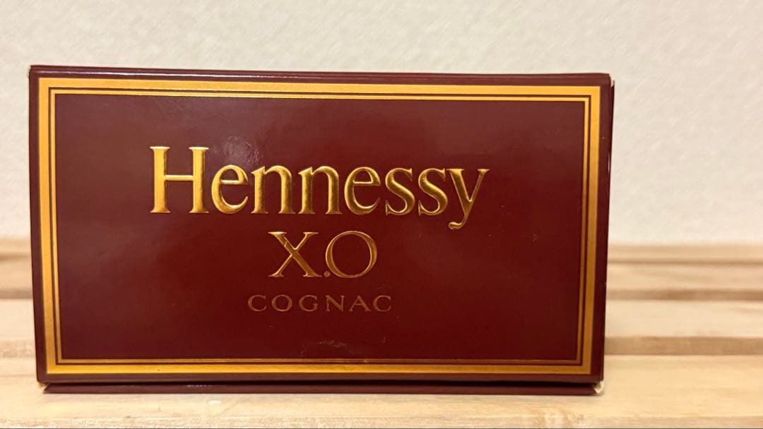 Hennessy XO Cognac 箱入り　金キャップクリアボトル