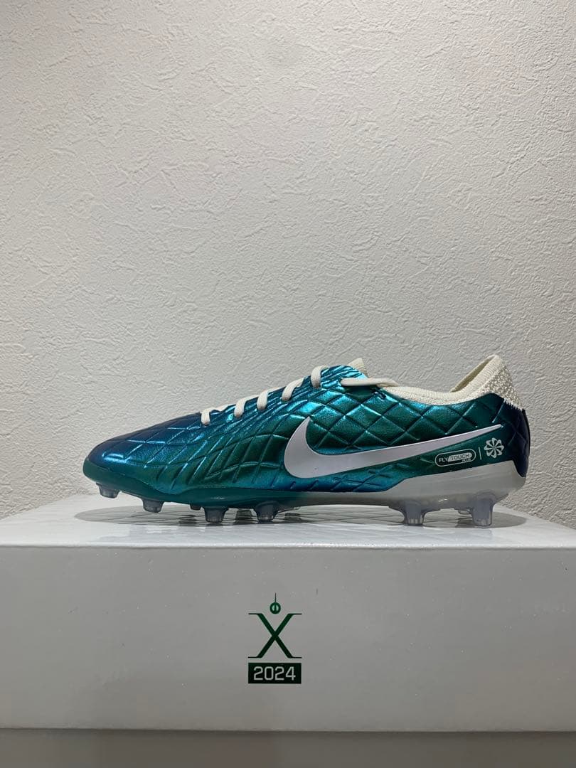 ナイキ ティエンポレジェンド10 AG