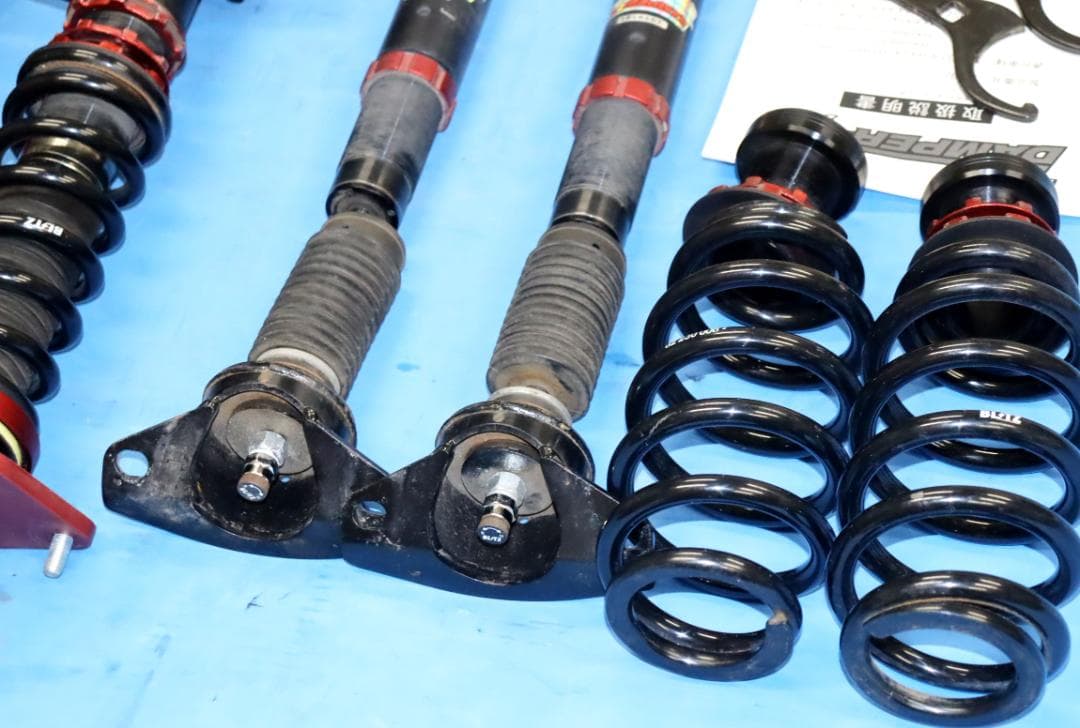 RAV4　ハリアー　ハリアーハイブリット　MXAAA52　MXAA54　車高調