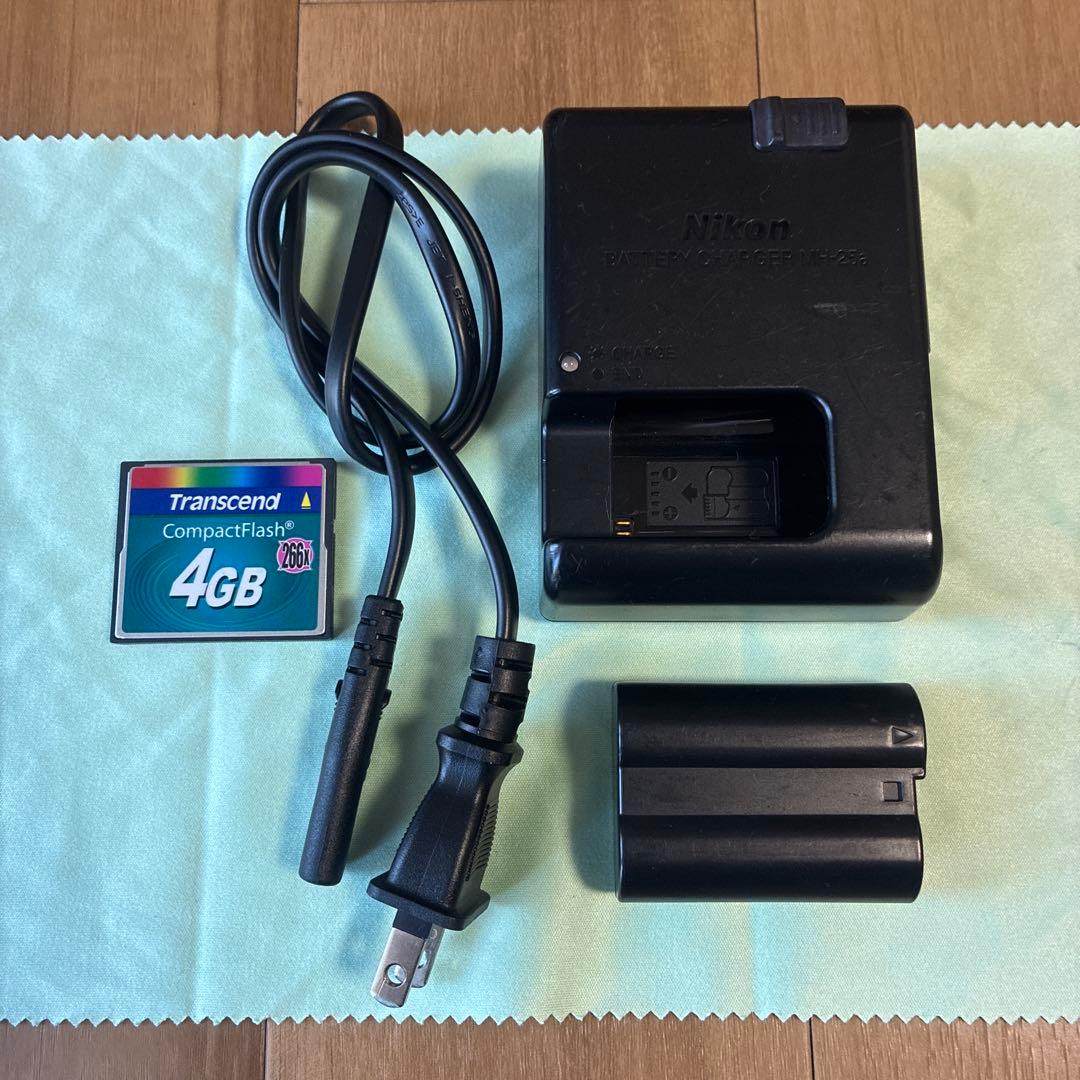 完動品! Nikon D800+付属品 (シャッター回数により訳あり品扱い)