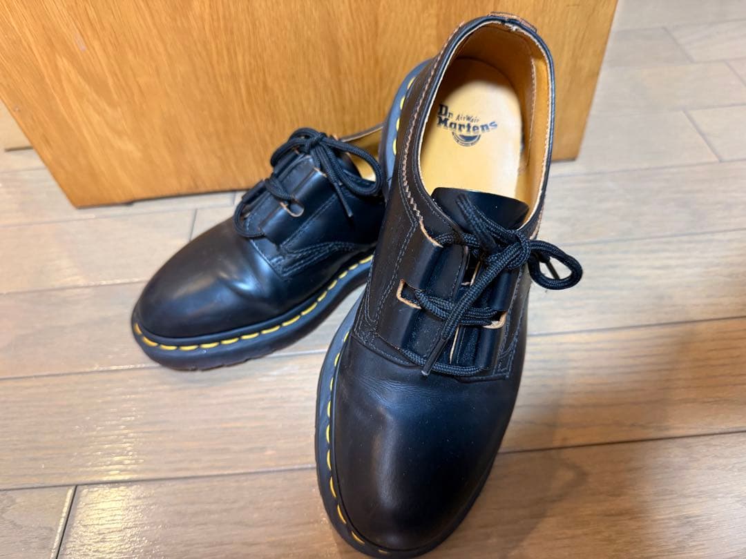 ［極美品］Dr. Martens 1461 3ホール　24cm