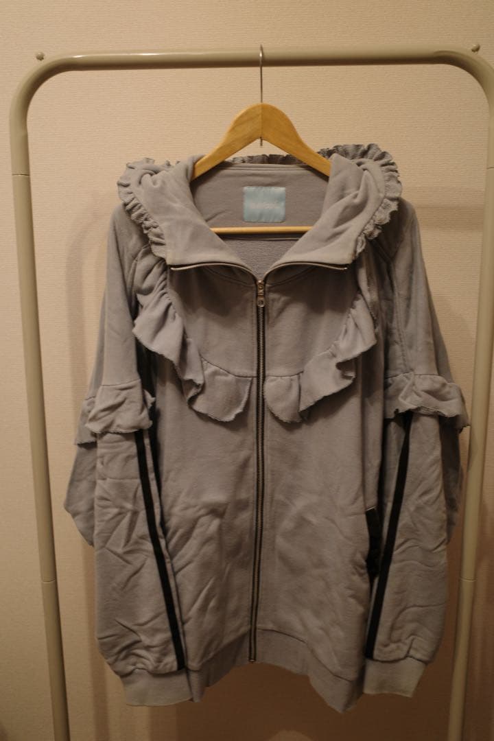 【入手困難】Satoiフリル付きジップアップパーカー grayblue【限定品】