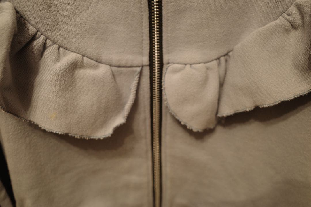 【入手困難】Satoiフリル付きジップアップパーカー grayblue【限定品】