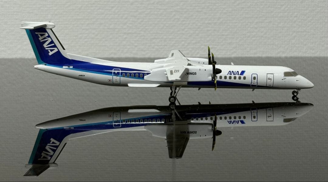 航空機・ヘリコプター 1/200 ANA DHC-8-400 Q400 JA855A