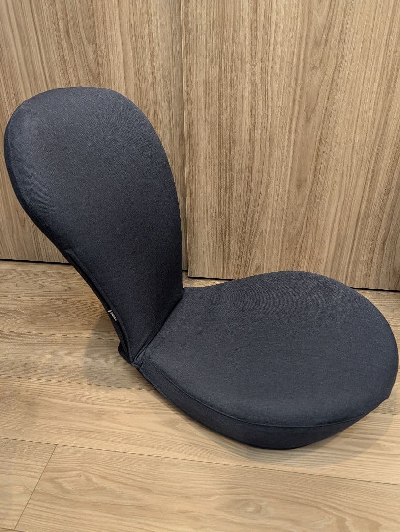 【美品】 &MEDICAL アンドメディカル ストレッチチェア 座椅子　ネイビー