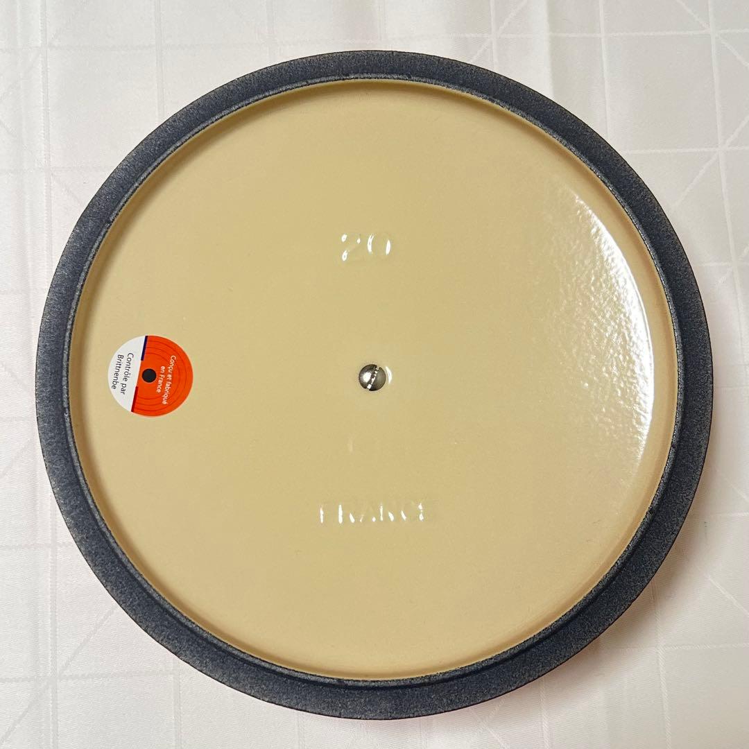 【新品未使用】LE CREUSETココットロンド シグニチャー20cm オレンジ