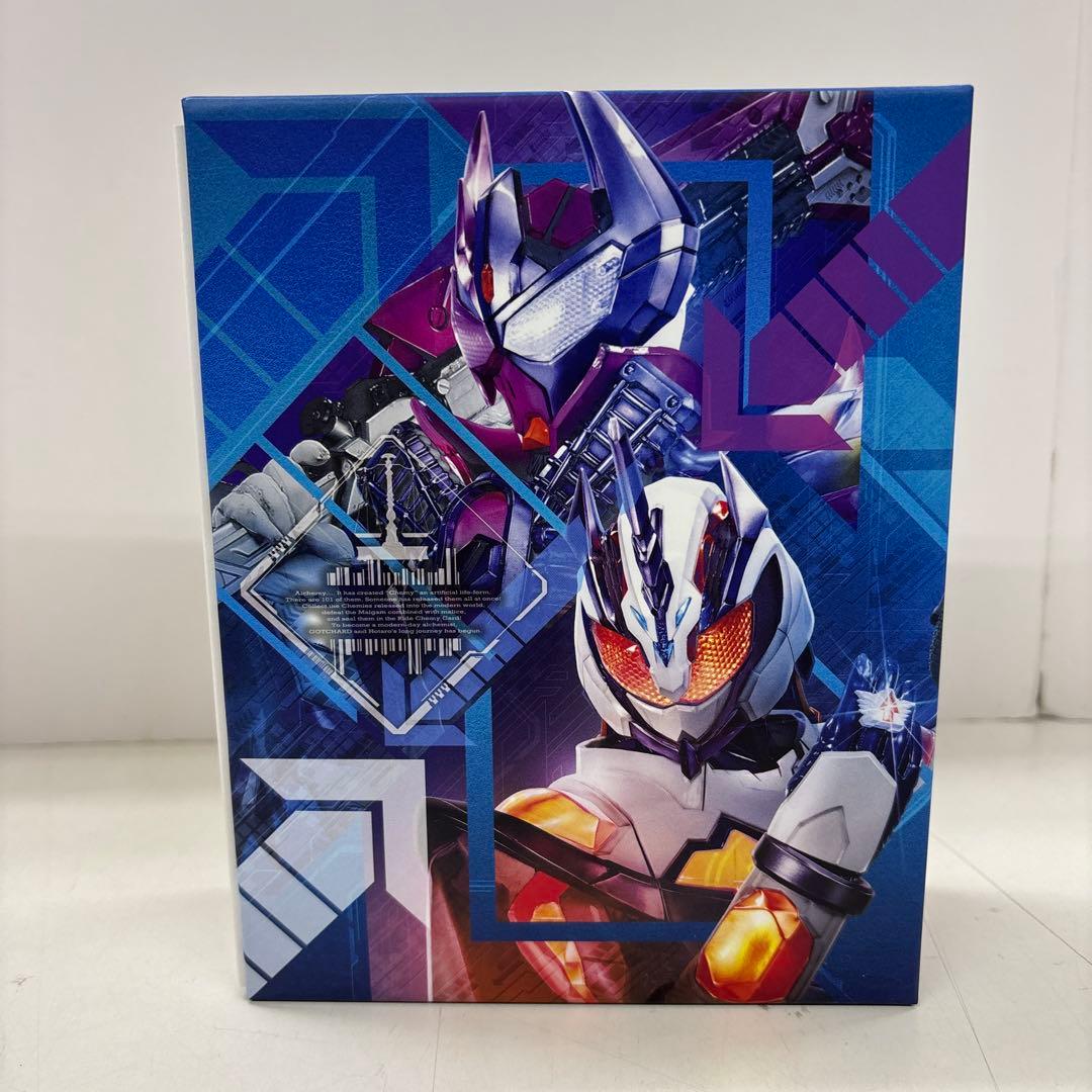初回限定版　仮面ライダーガッチャード Blu-ray COLLECTION 1