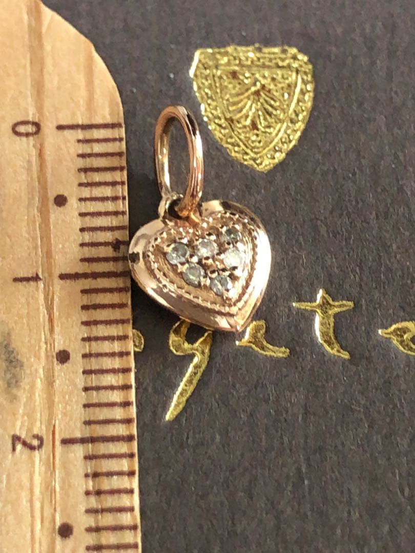 美品❤️ アガット　K10 ゴールド パヴェダイヤモンド ハート型チャーム