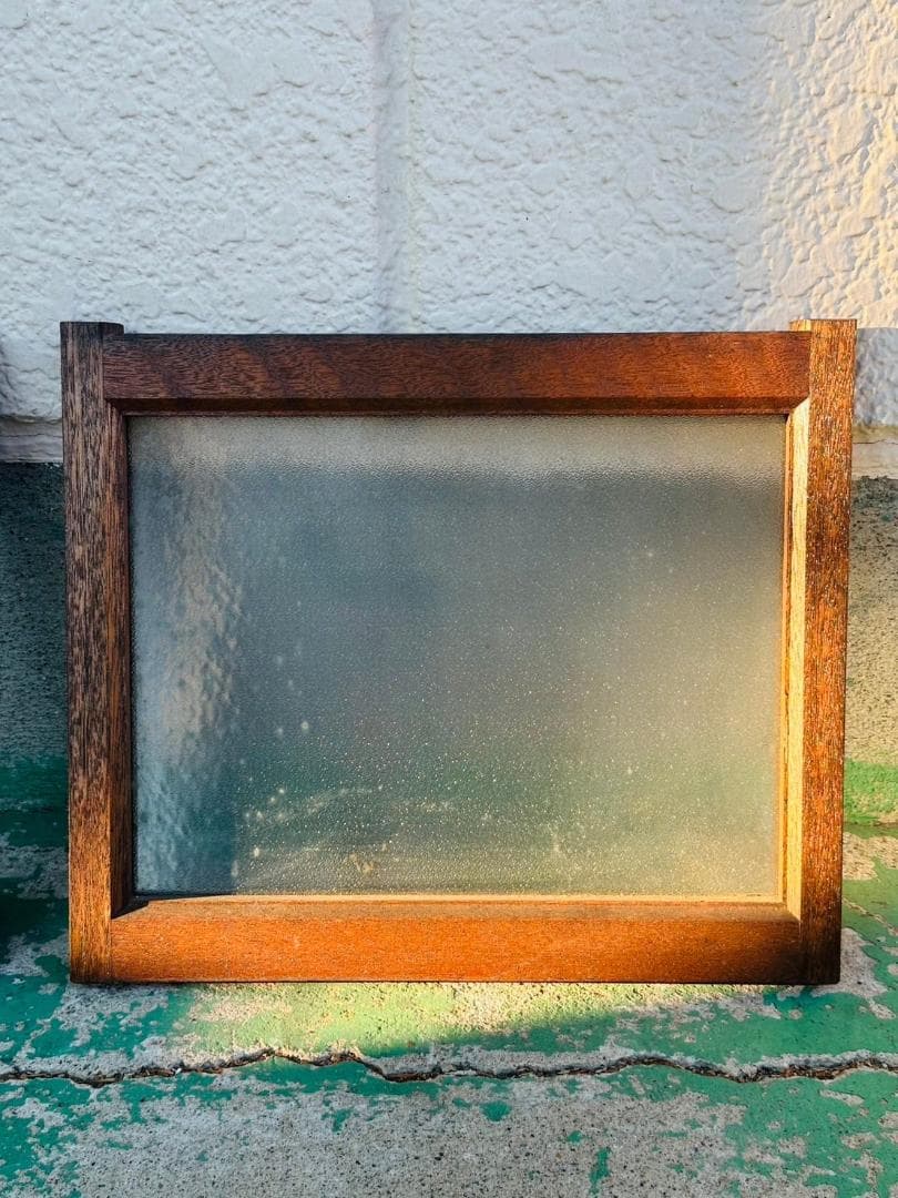 【昭和レトロ】木製窓　レトロ　木扉　スリガラス　小窓　アンティーク