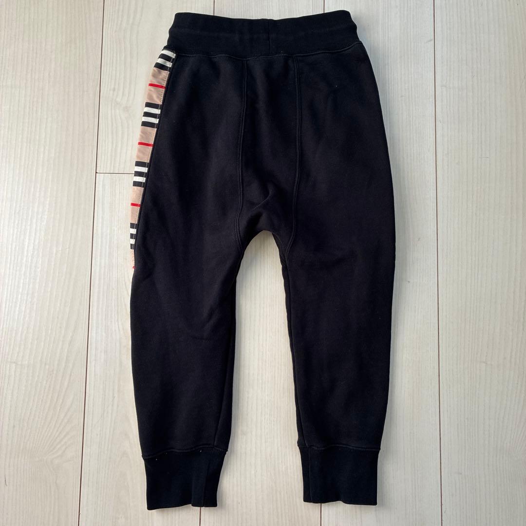 ご先約者様　バーバリー　Tシャツ　スウェットパンツ　ショートパンツ　水着　6Y