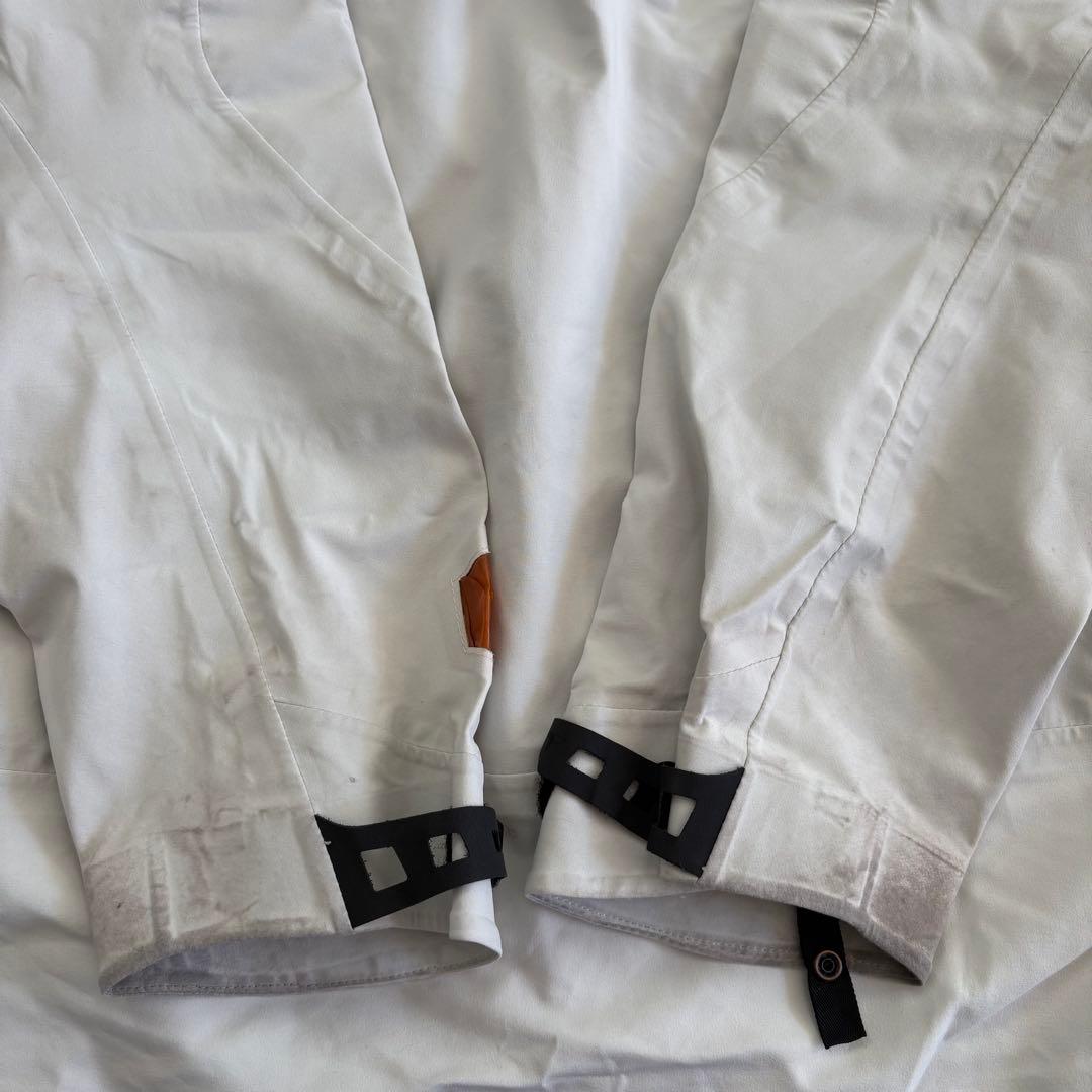 Columbia TITANIUMスノーボードウェア ジャケットMパンツLカモ柄