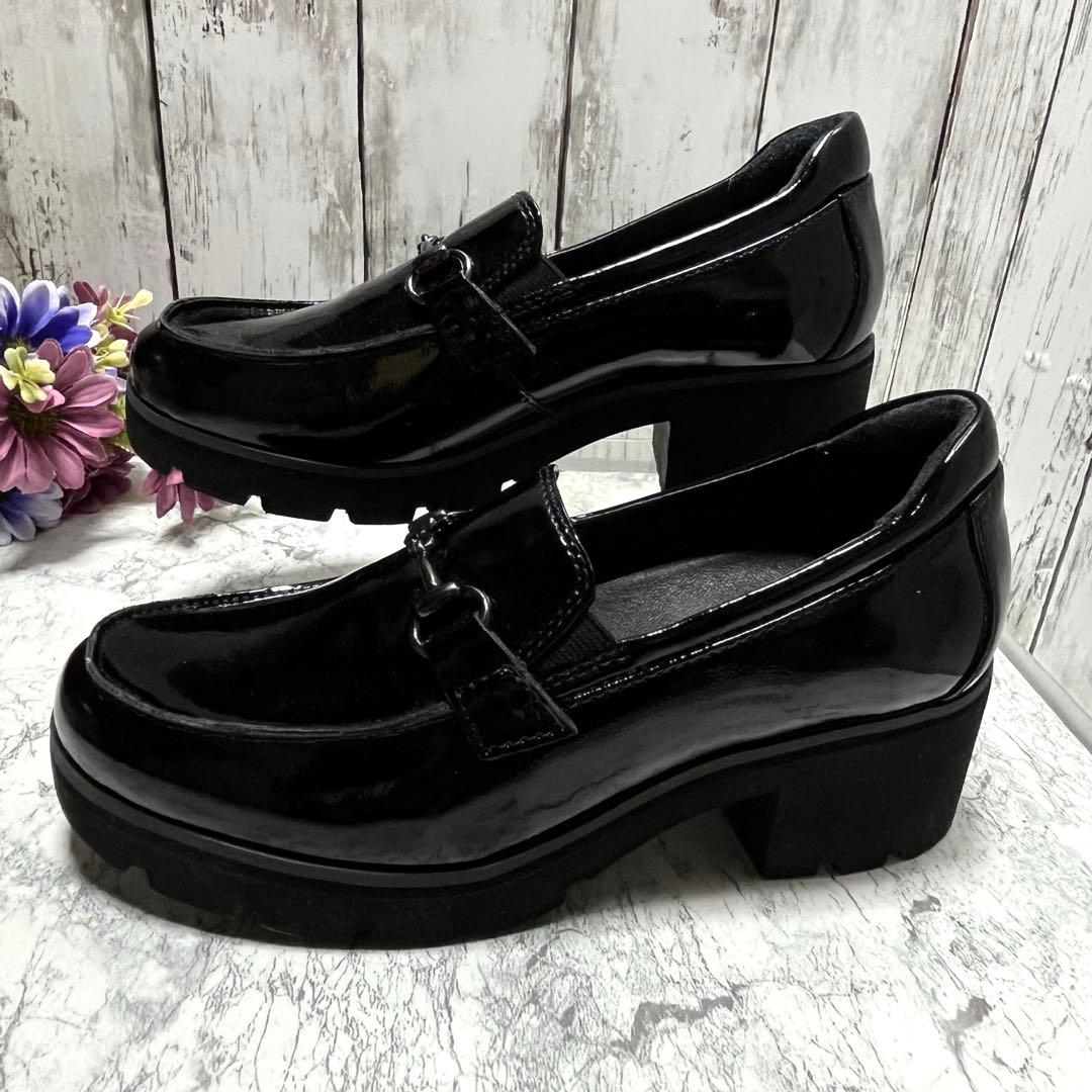 【極美品】ブソラ ヒールアップ ビットローファー エナメル (38)