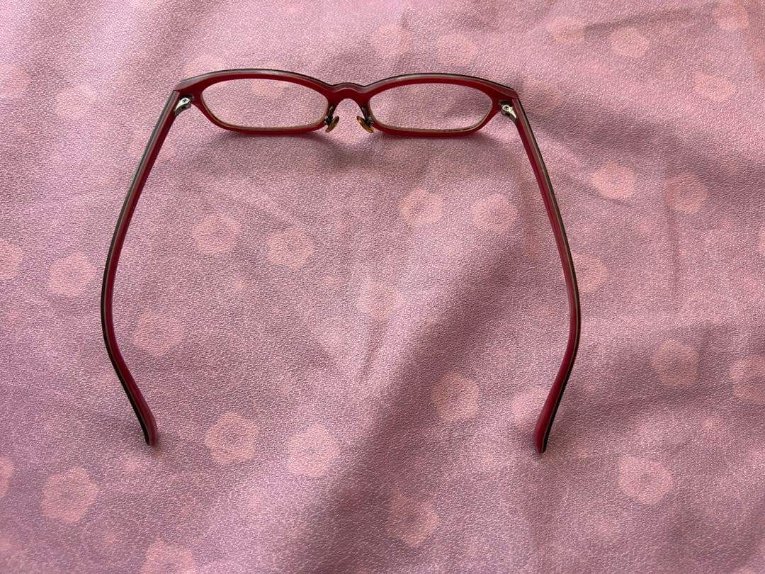 メガネ jins 赤