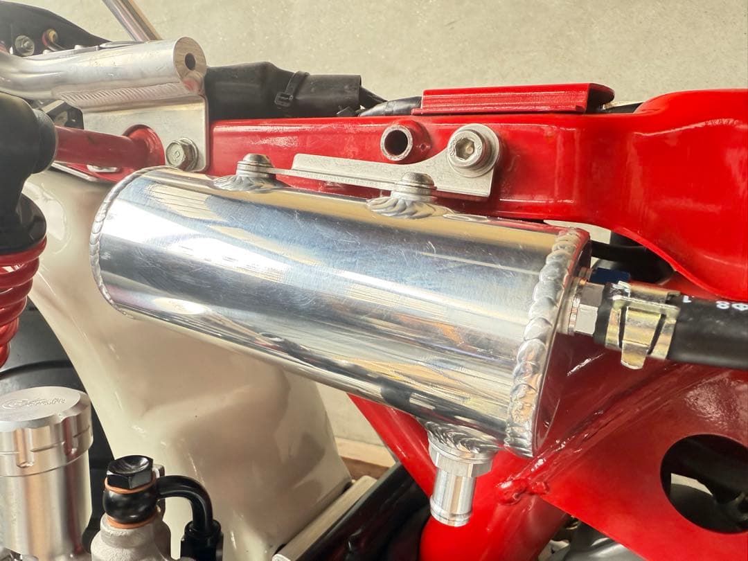 タケガワ　汎用オイルキャッチタンク