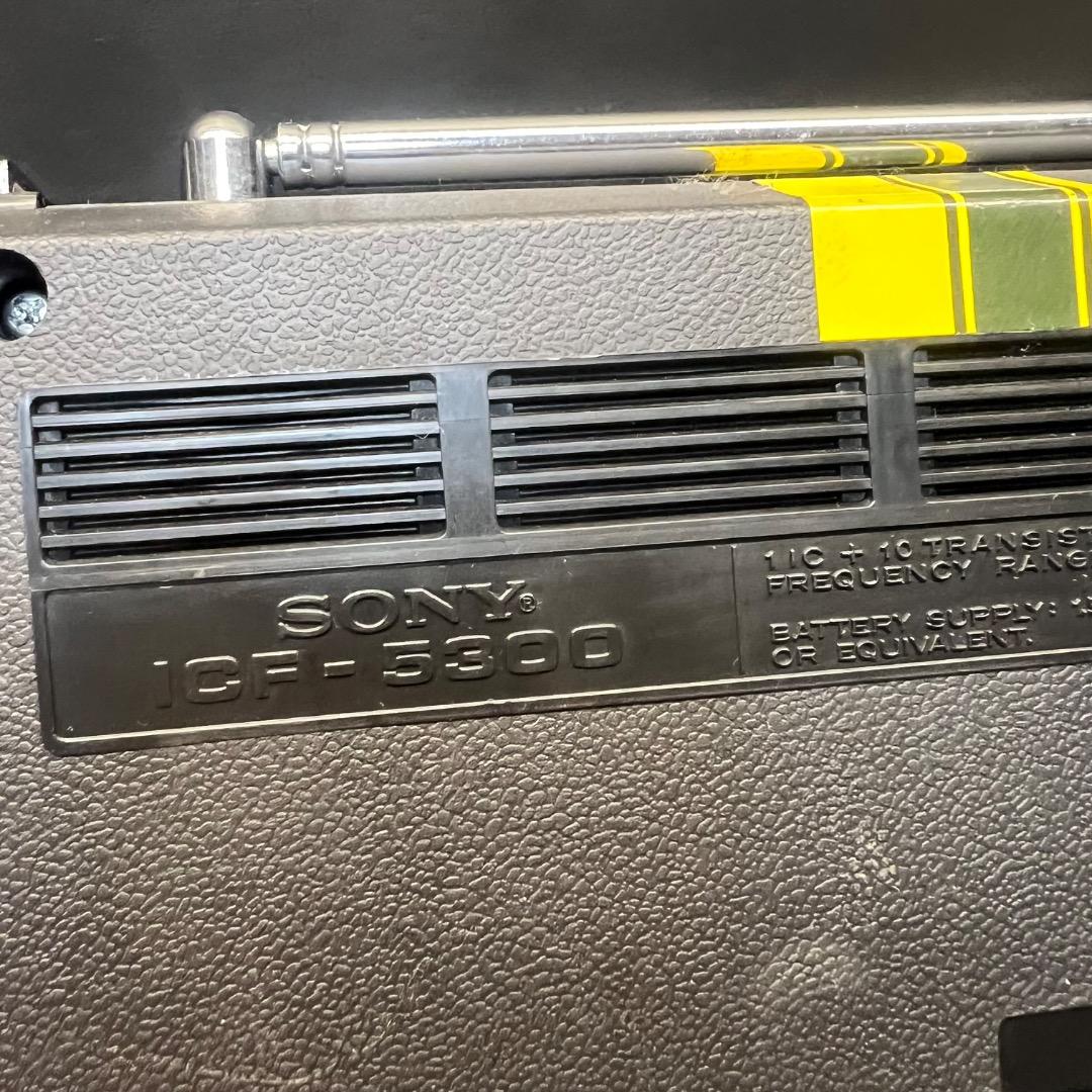 〇※後右1260 美品 ソニー ICF-5300 ポータブルラジオ
