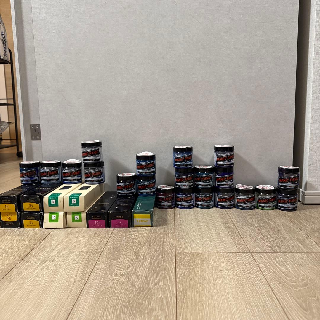 ［マニキュア32個セット売り】MANIC PANIC ヘアカラー剤 多色セット