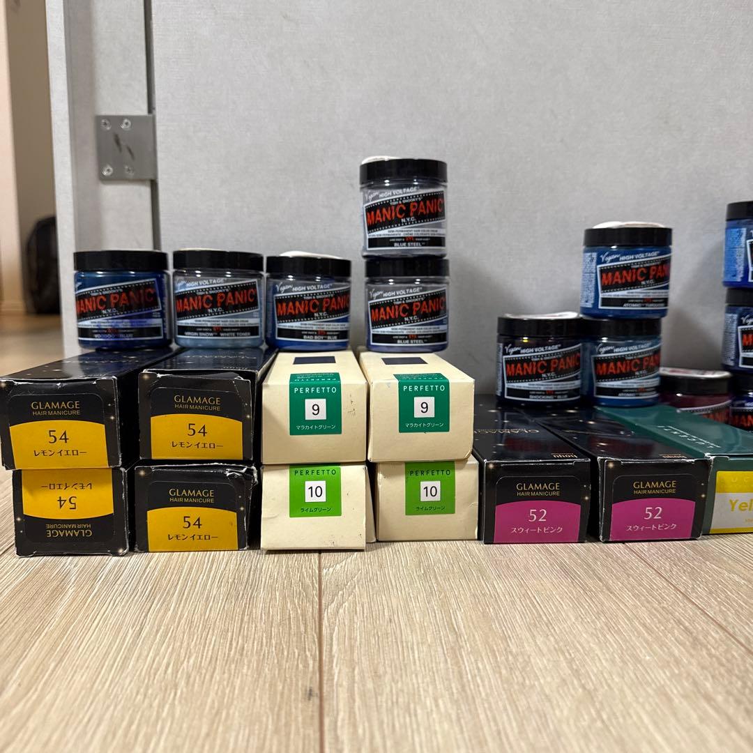 ［マニキュア32個セット売り】MANIC PANIC ヘアカラー剤 多色セット