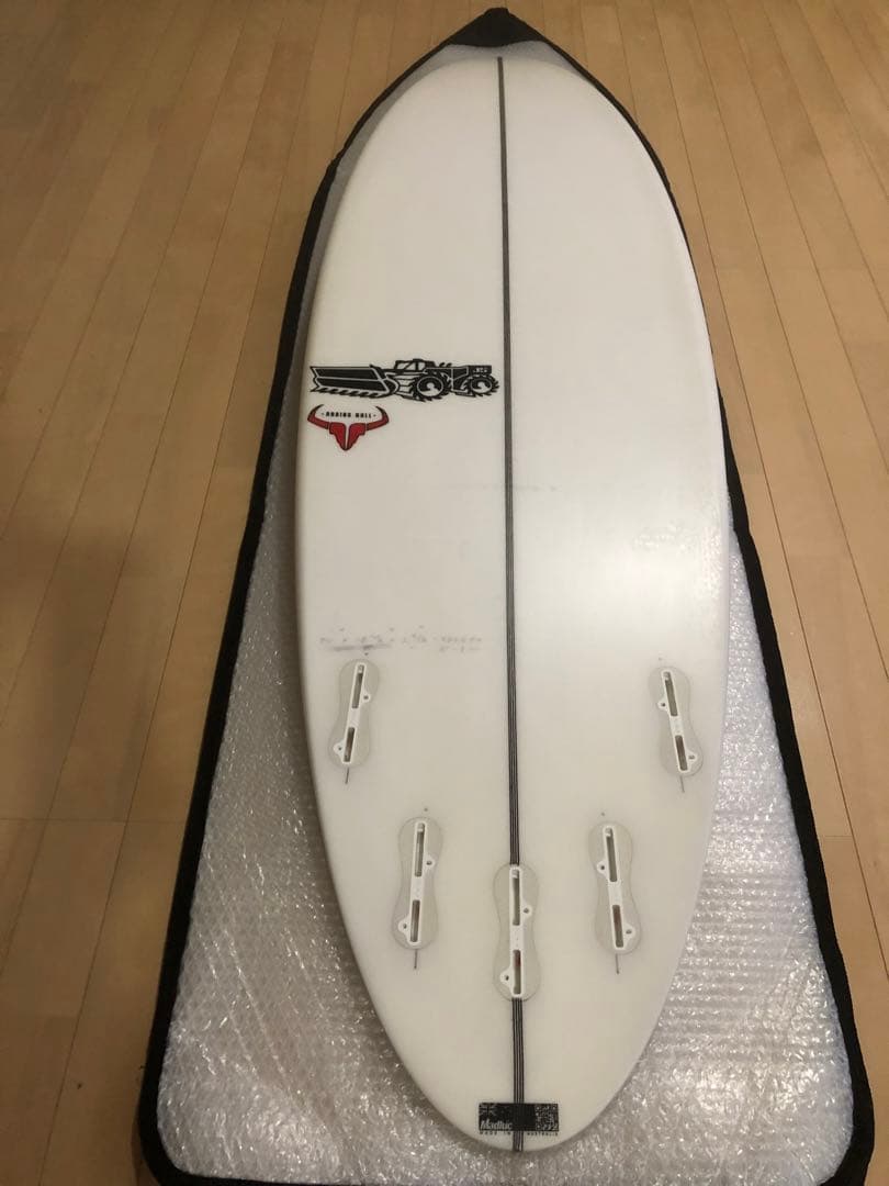 JS サーフボード　レイジングブル　5‘11 美品　2R使用