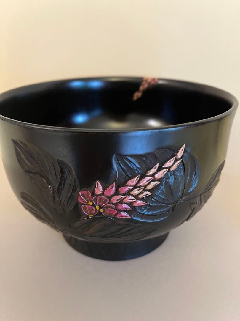 川添日記おおぶり椀　 草木彫漆器