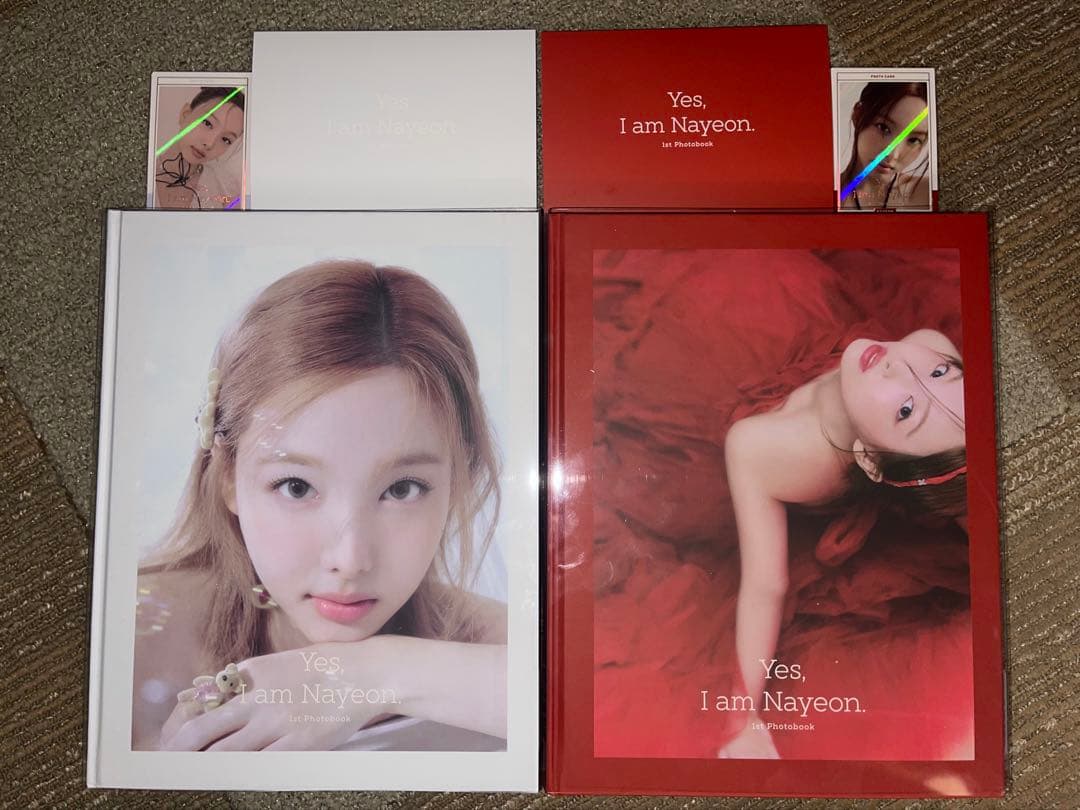 TWICE ナヨン Yes, I am Nayeon 写真集 2形態 セット