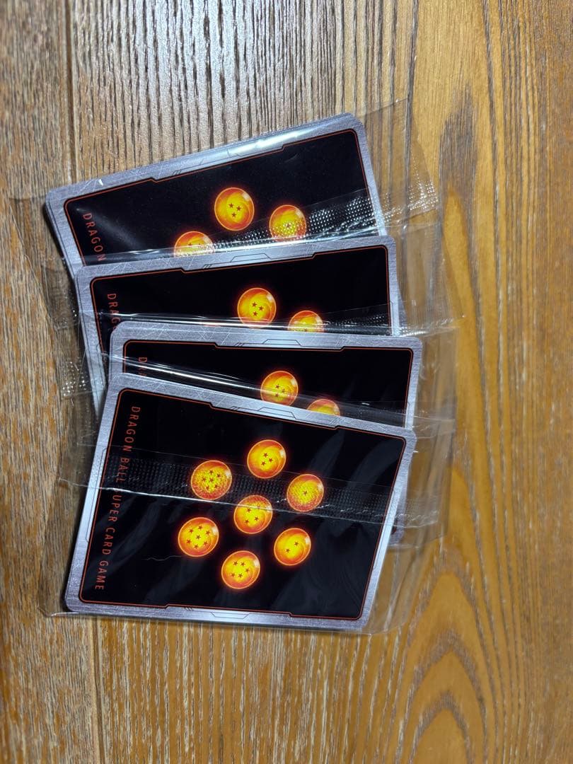 Vジャンプ 4月特大号 応募者全員大サービス 激闘の超戦士パック　４セット