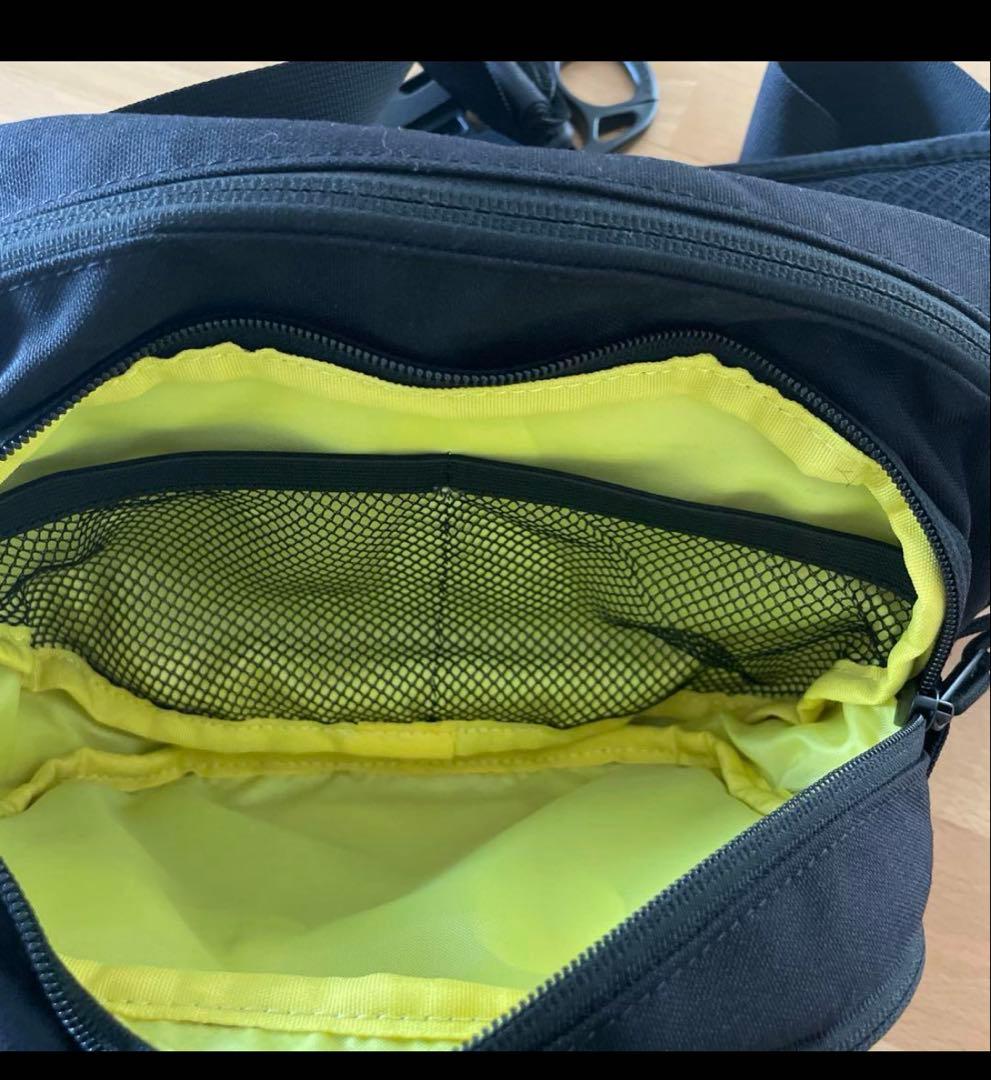 hugoo ハグー ヒップシート スリング 抱っこ紐 ショルダーバッグ