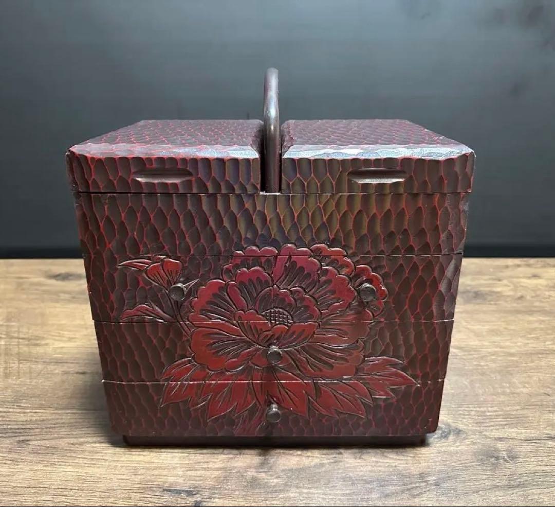 鎌倉彫　裁縫箱　ソーイングボックス