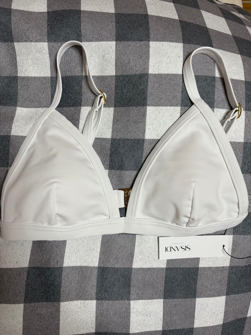 8月11日まで限定価格！SISANDI TRIANGLE white サイズ3