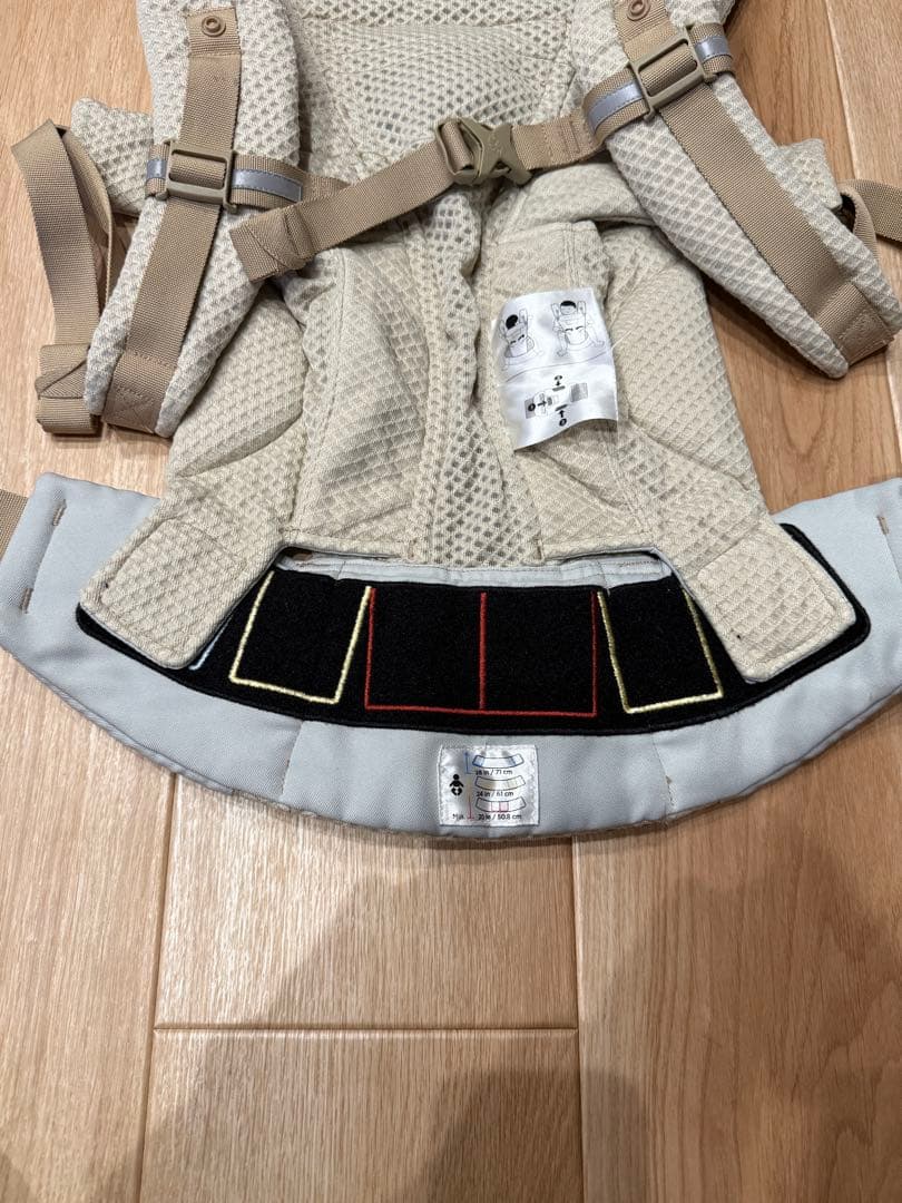 エルゴ　オムニブリーズ　サンドベージュ　抱っこ紐