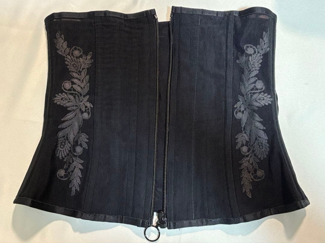 Pinup Closet 元鈴木さん コルセット Sireneシレーヌ 黒