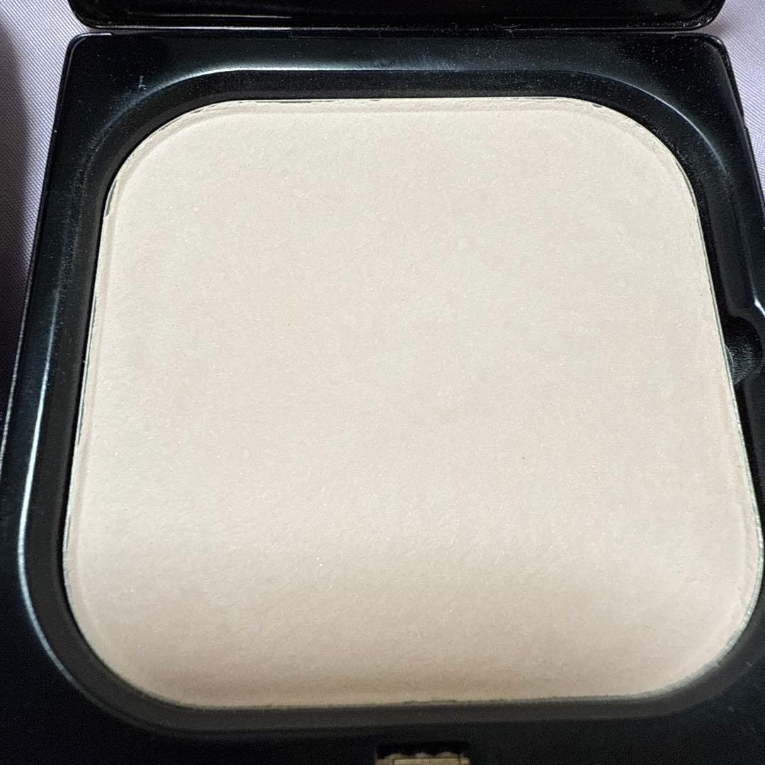 プードルコンパクトエサンシエルｎ　エレガントスリム