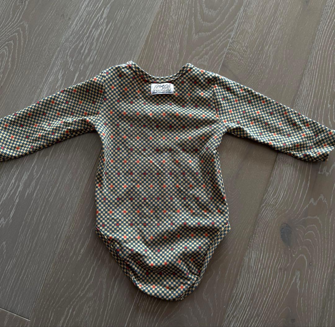 Y*E様 house on the hill ロンパース 80