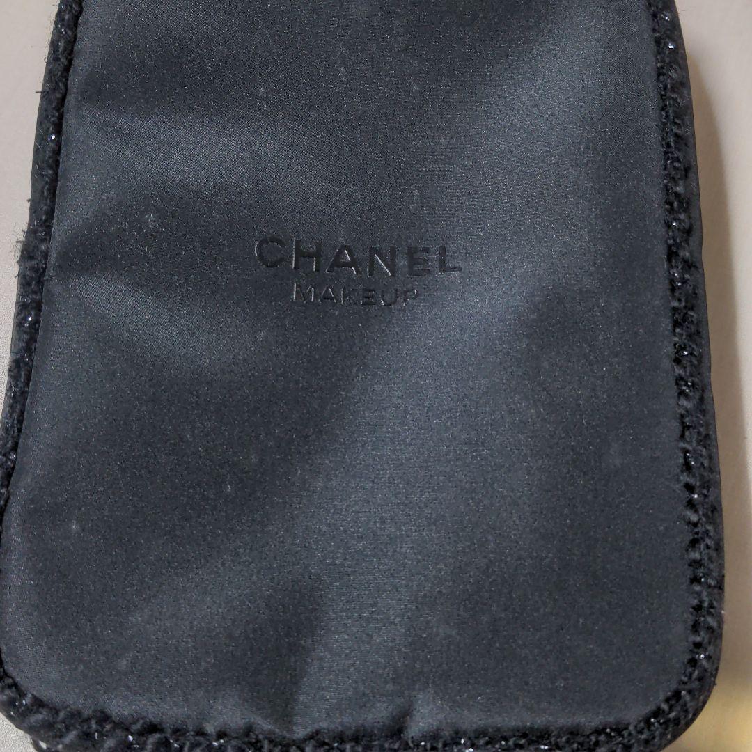 CHANEL　化粧ポーチ　ブラシ3点つき　未使用品