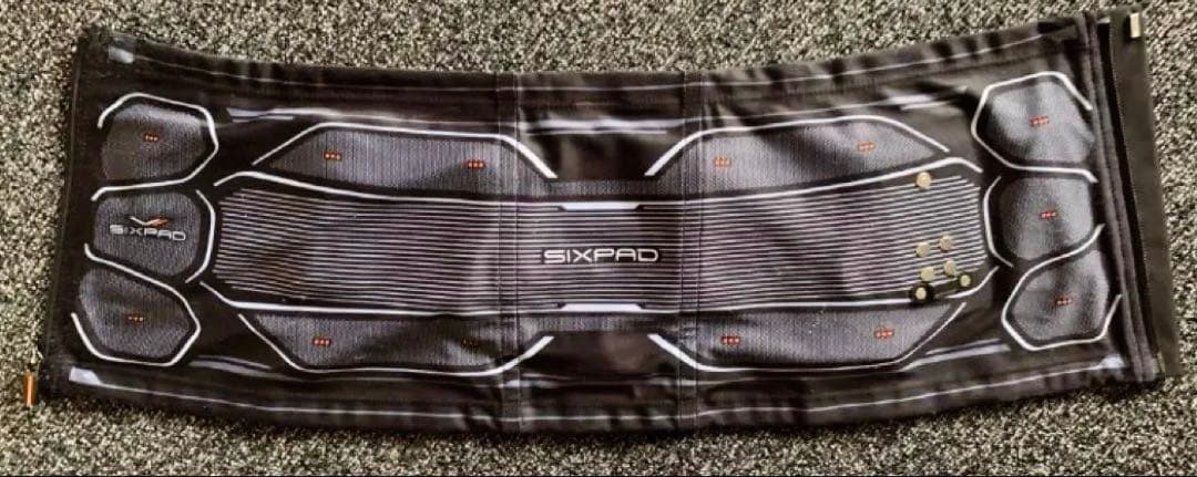 SIXPAD CoreBelt（シックスパッドコアベルト）
