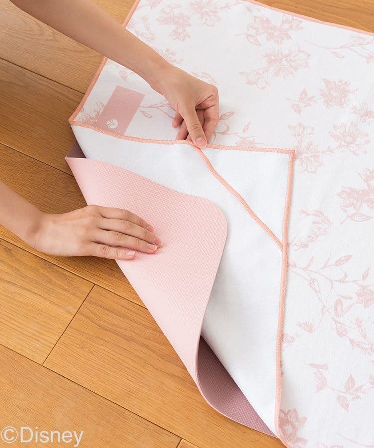 Disney ヨガマット ミッキー　エッセンシャルバームセット